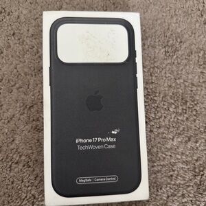 Apple iPhone 17 Pro Max Case - Sleek Black